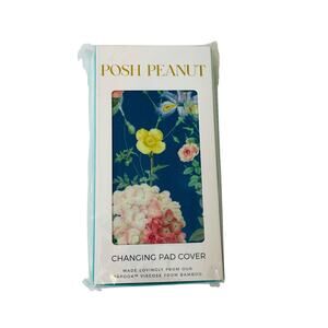 NWT Posh Peanut Changing Pad Cover in Carmen Print
